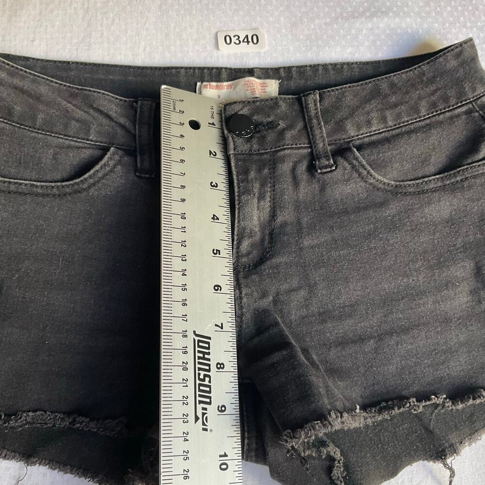 No Boundaries Women Summer Jeans Shorts Denim size 30, Black - Picture 5 of 9